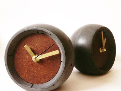 Дизайнерские настольные часы из бетона 13 o'clock