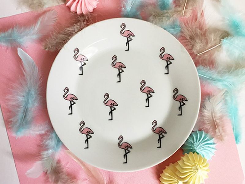 Фарфоровая тарелка Розовый фламинго